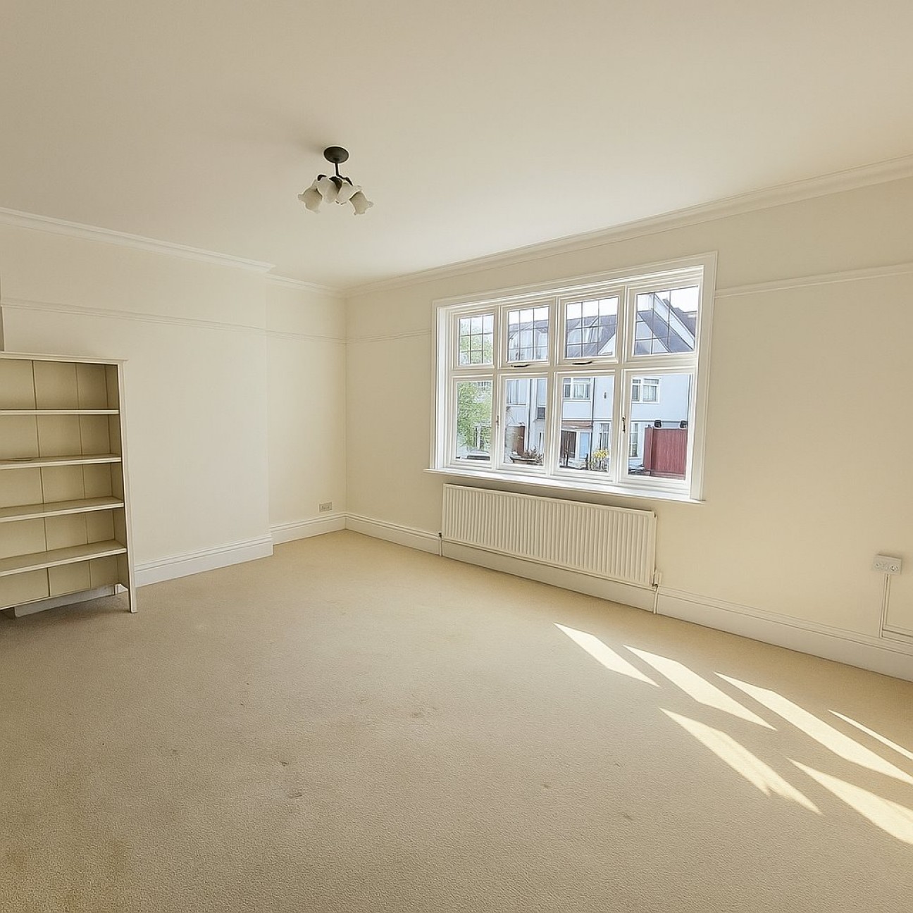 Portsdown Avenue, Temple Fortune