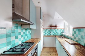 Golders Green Crescent, Golders Green