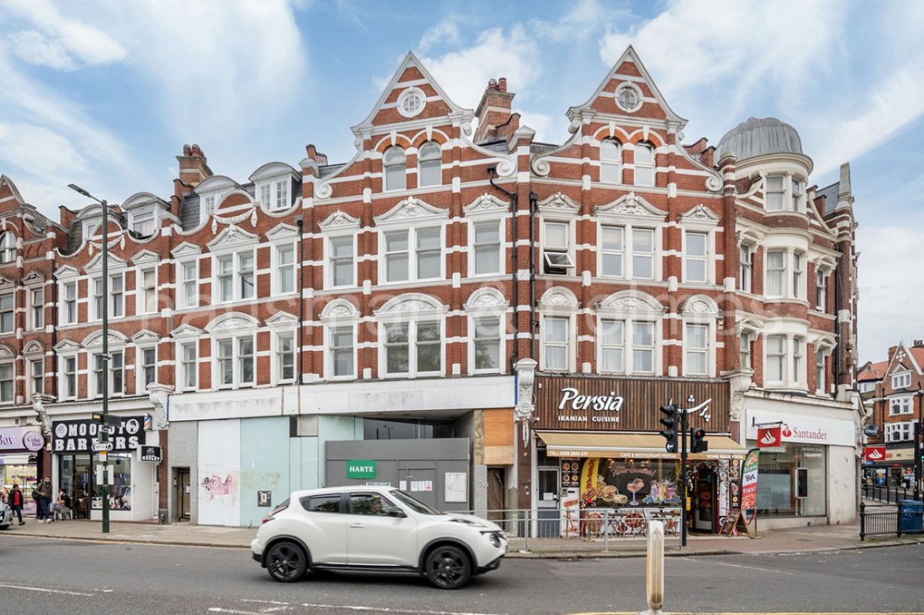 North End Road, Golders Green