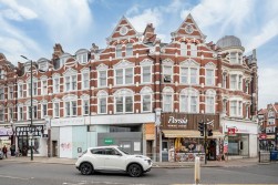 North End Road, Golders Green