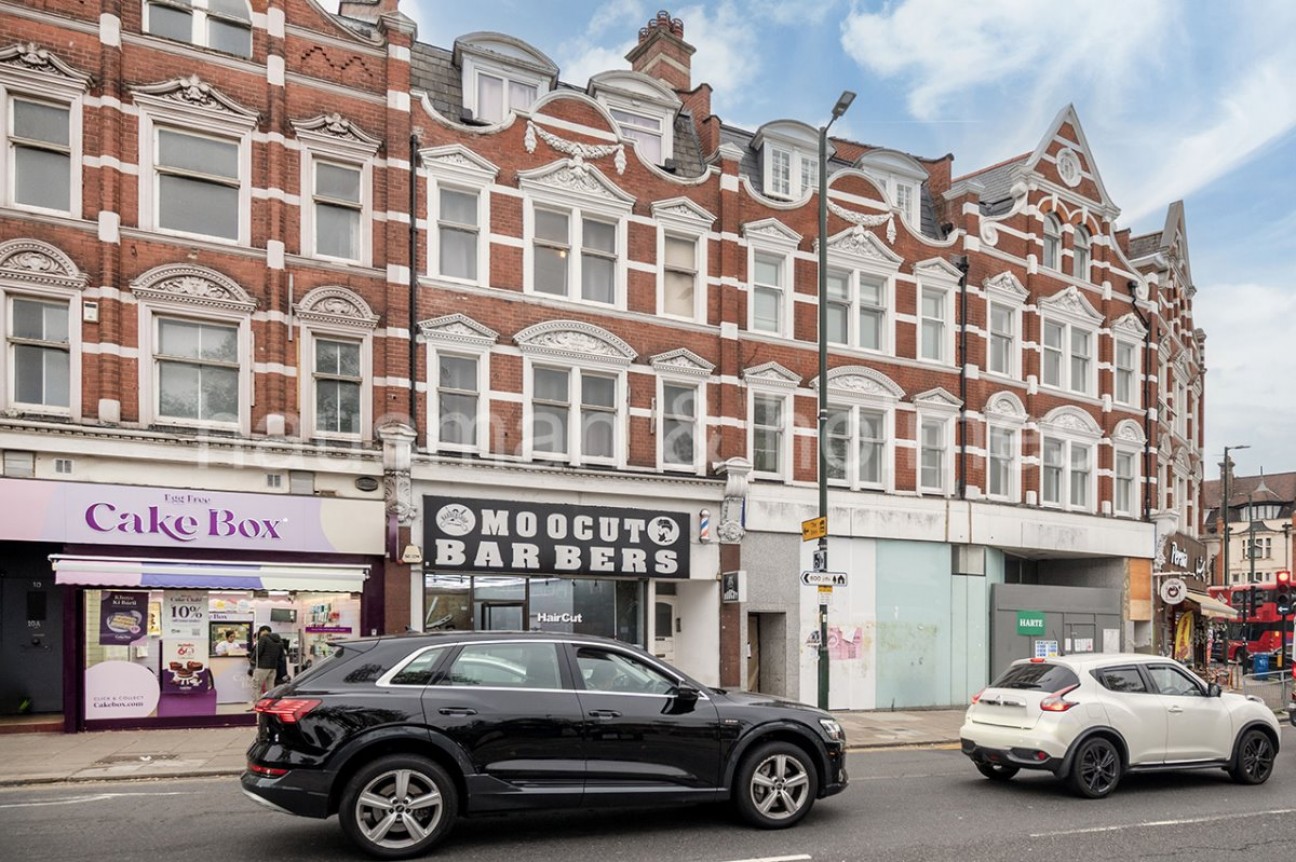 North End Road, Golders Green