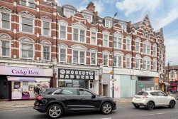 North End Road, Golders Green