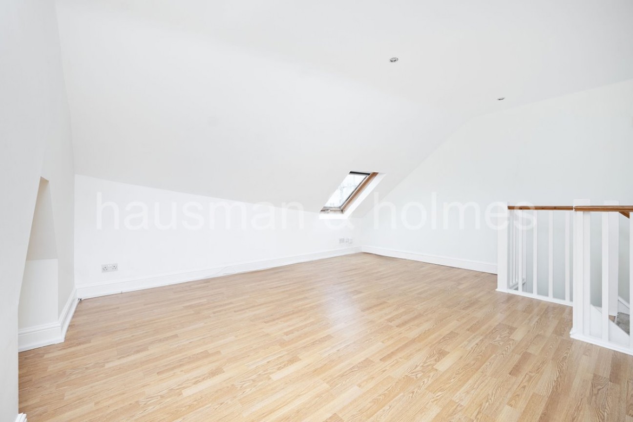 Crewys Rd, Childs Hill