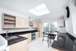 Crewys Rd, Childs Hill