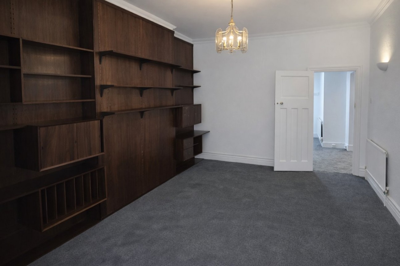 Golders Green Road, Golders Green