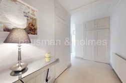 Courtney House, Hendon