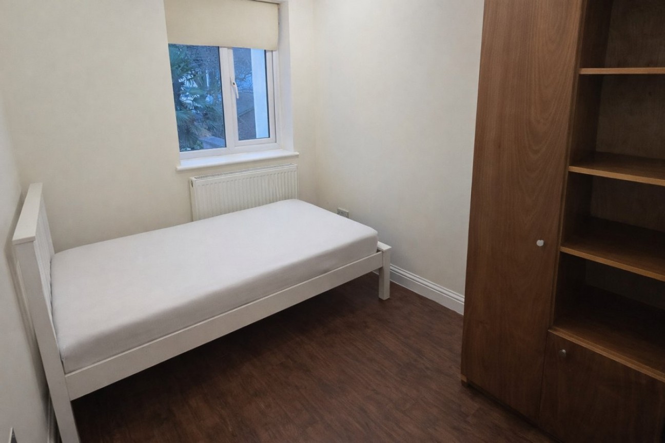 The Vale, Golders Green