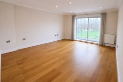 120 Regents Park Rd, Finchley Central