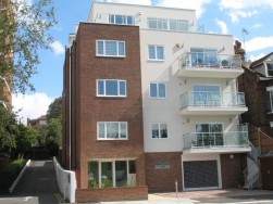 120 Regents Park Rd, Finchley Central