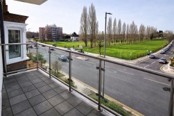 120 Regents Park Rd, Finchley Central