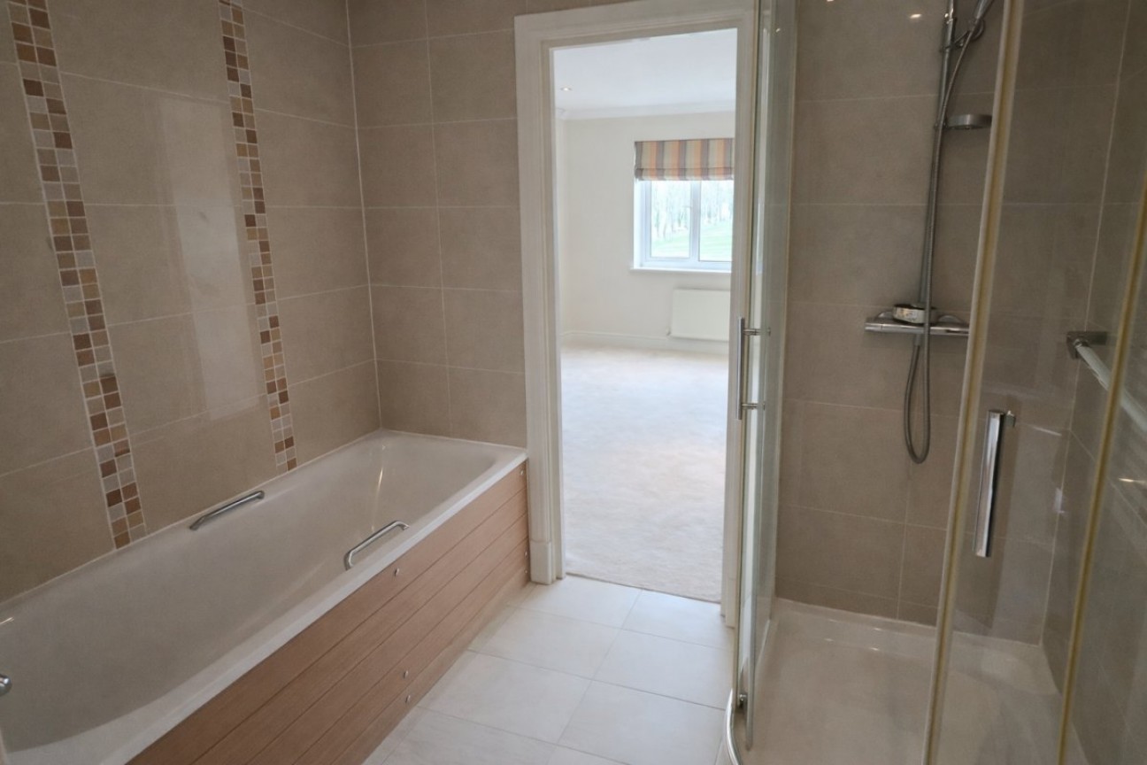 120 Regents Park Rd, Finchley Central