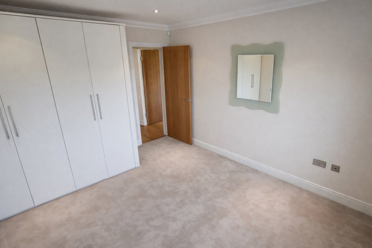 120 Regents Park Rd, Finchley Central