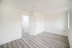 Cotswold Gardens, Golders Green Estate