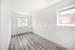 Cotswold Gardens, Golders Green Estate