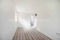 Cotswold Gardens, Golders Green Estate