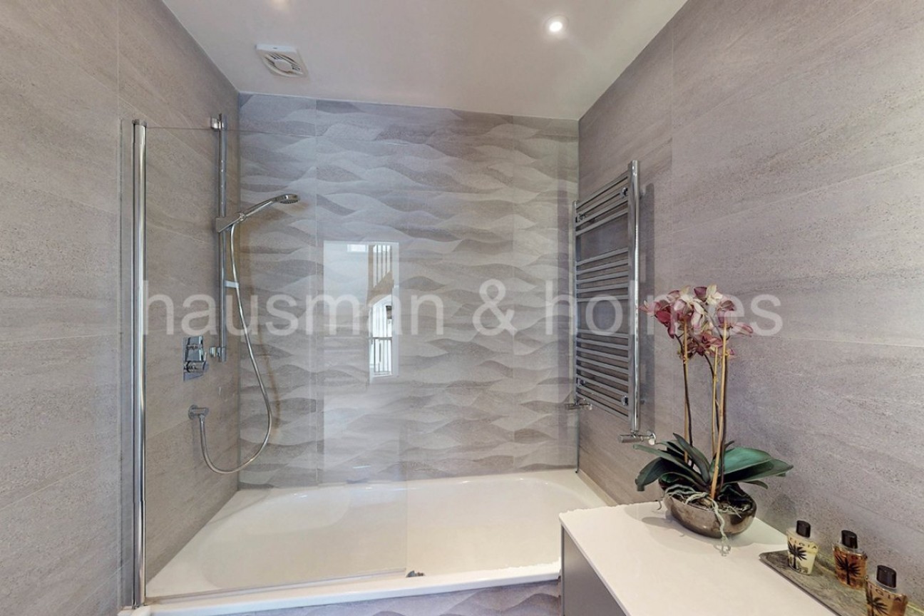 Dunstan Road, London