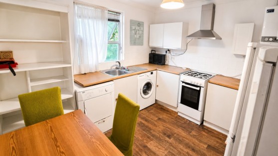 Ash Grove, Cricklewood