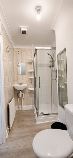 Ash Grove, Cricklewood