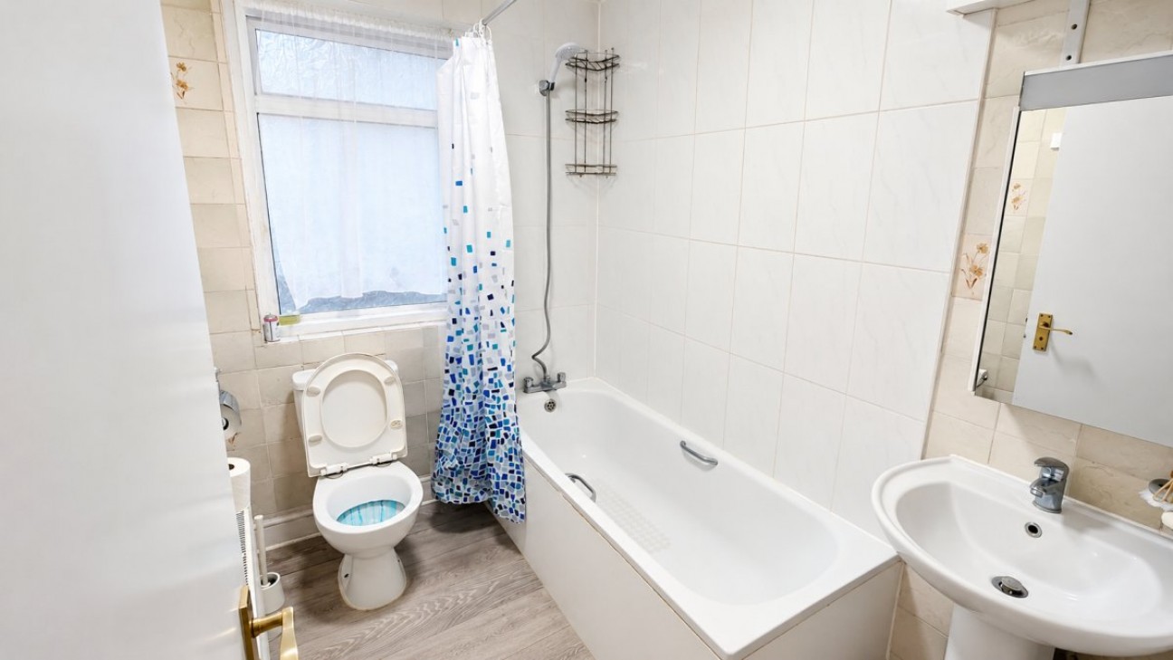 Ash Grove, Cricklewood