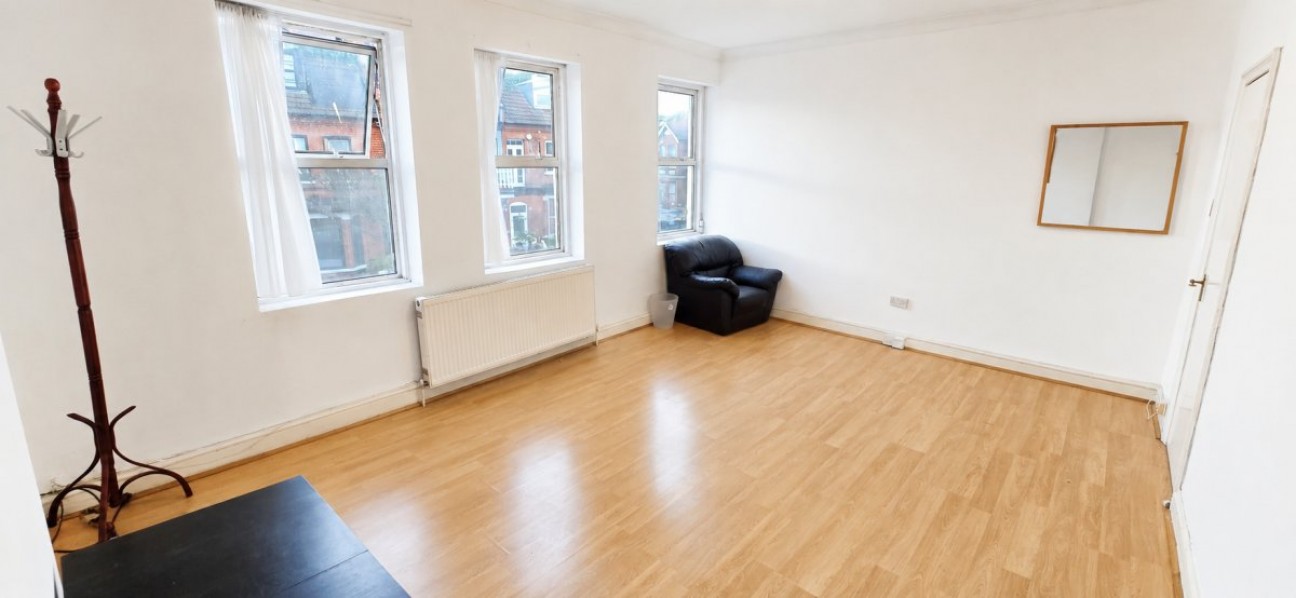 Ash Grove, Cricklewood