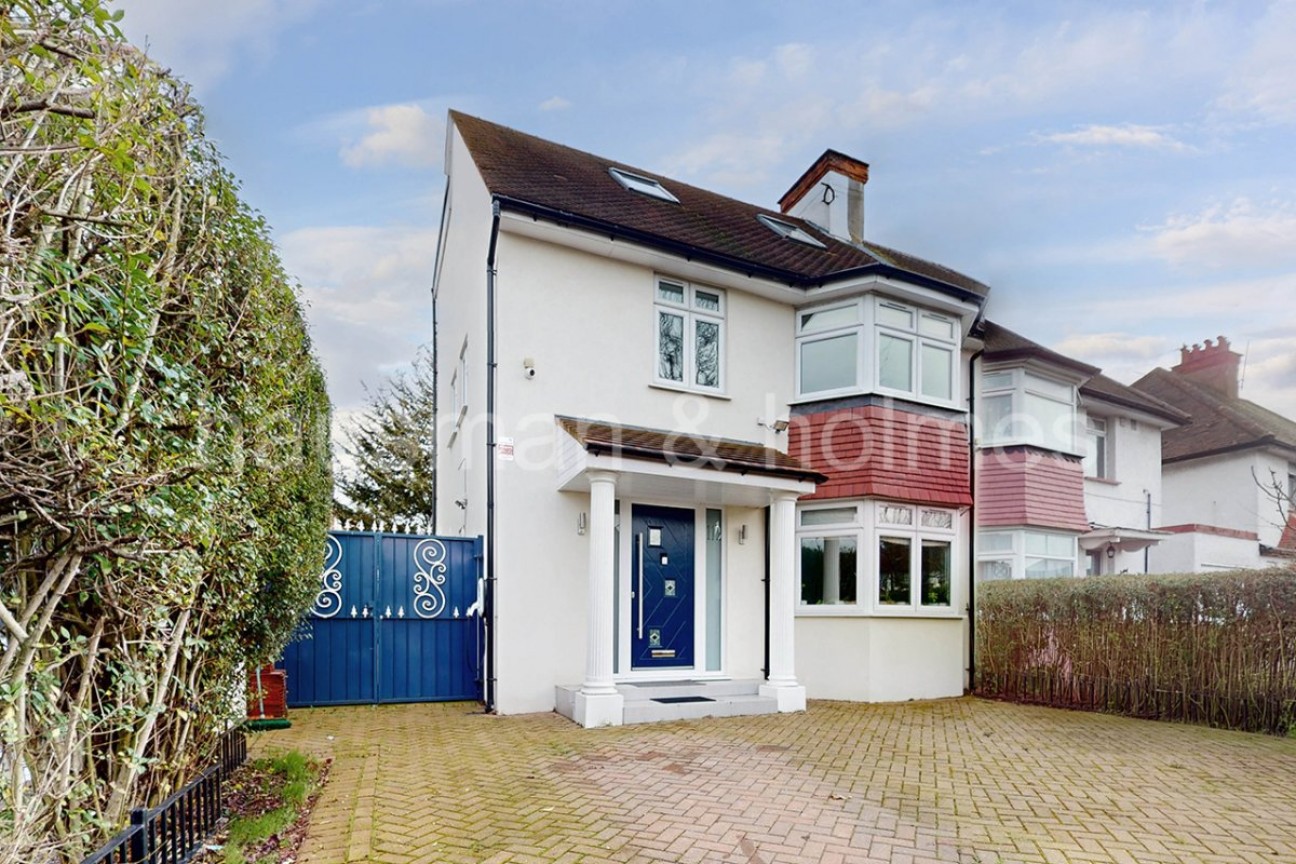 The Vale, Golders Green