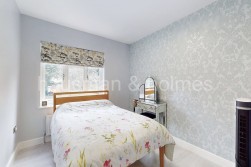 The Vale, Golders Green
