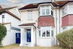 The Vale, Golders Green