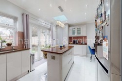 The Vale, Golders Green
