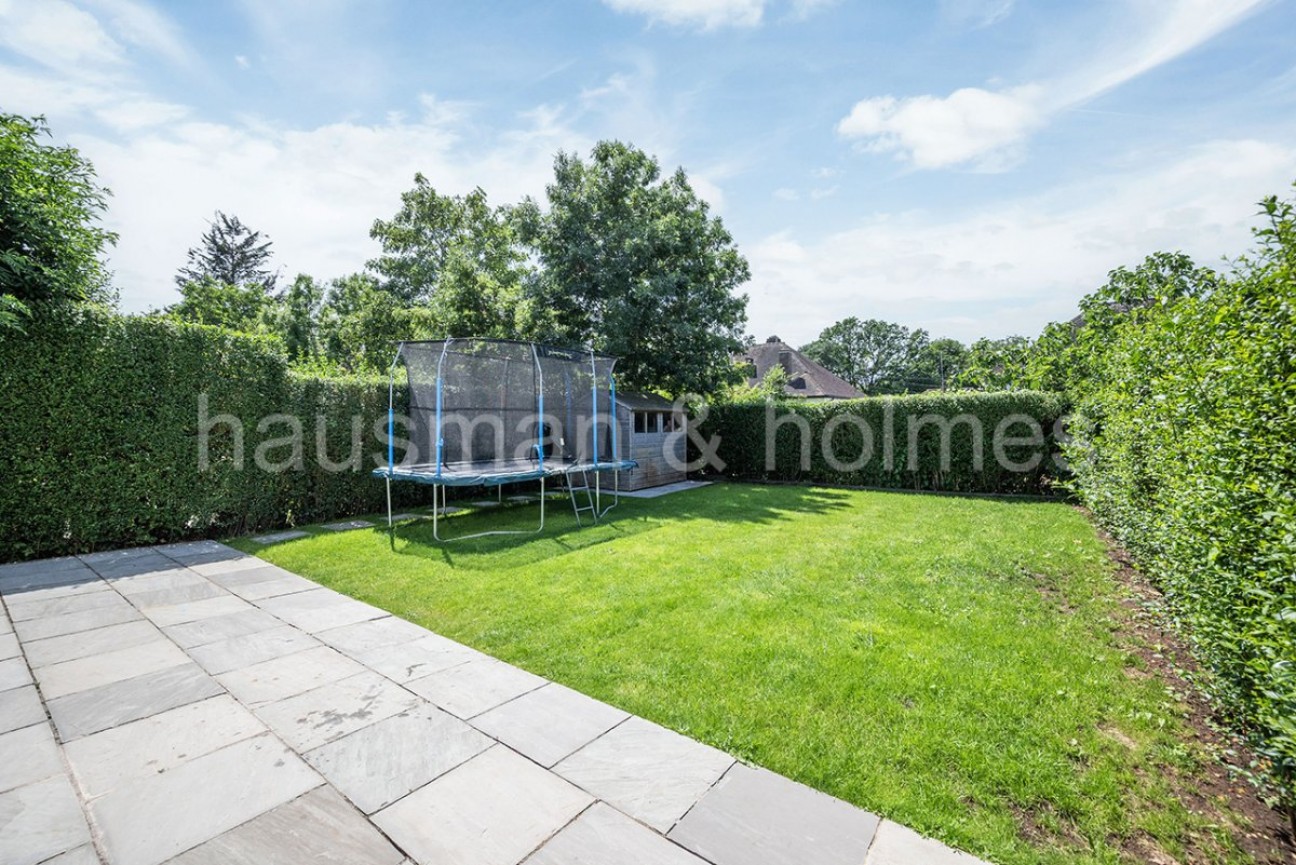Ossulton Way, Hampstead Garden Suburb
