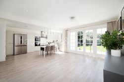 Ossulton Way, Hampstead Garden Suburb