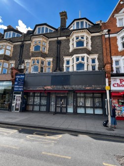 Golders Green Road, Golders Green