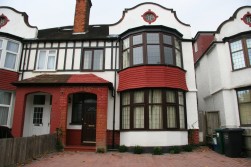 Woodstock Avenue, Golders Green