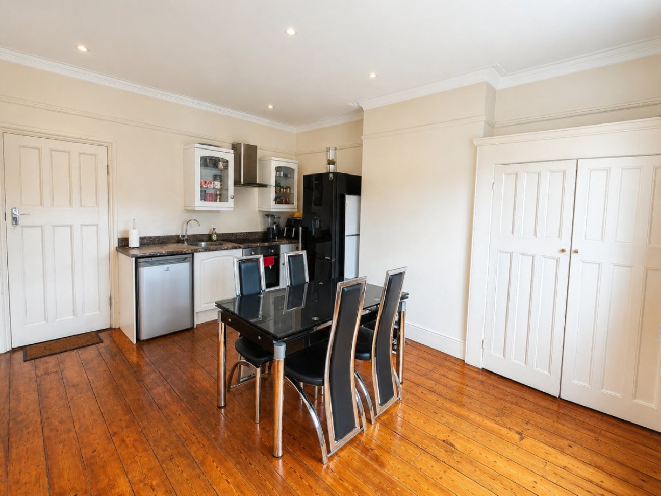 Woodstock Avenue, Golders Green