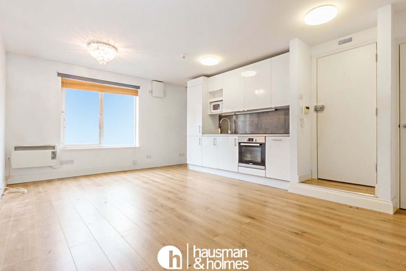 Accommodation Road, Golders Green