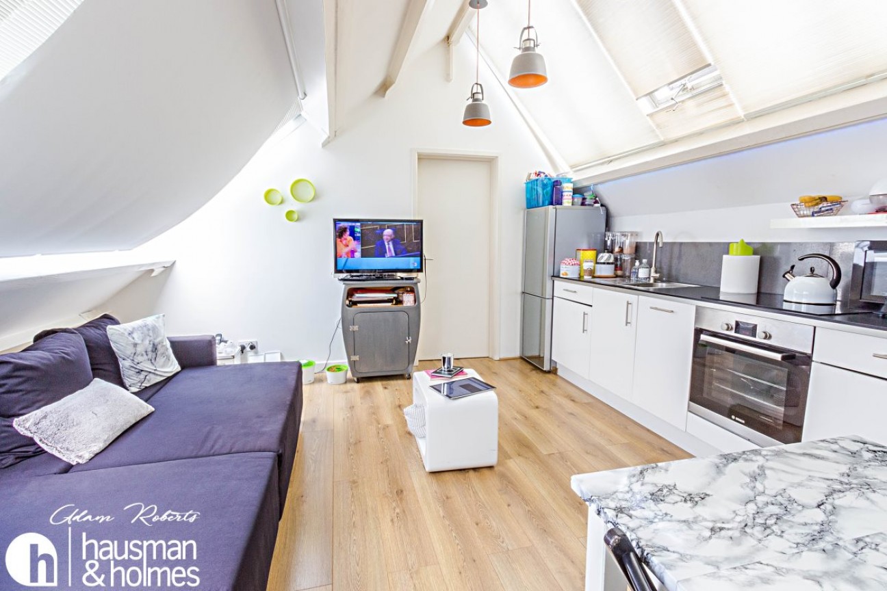 Accommodation Road, Golders Green