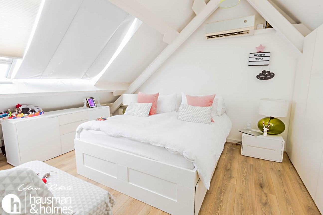 Accommodation Road, Golders Green