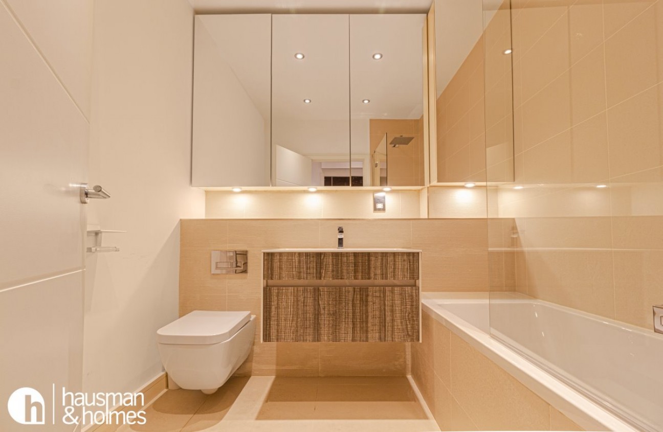 Hendon Way, Golders Green