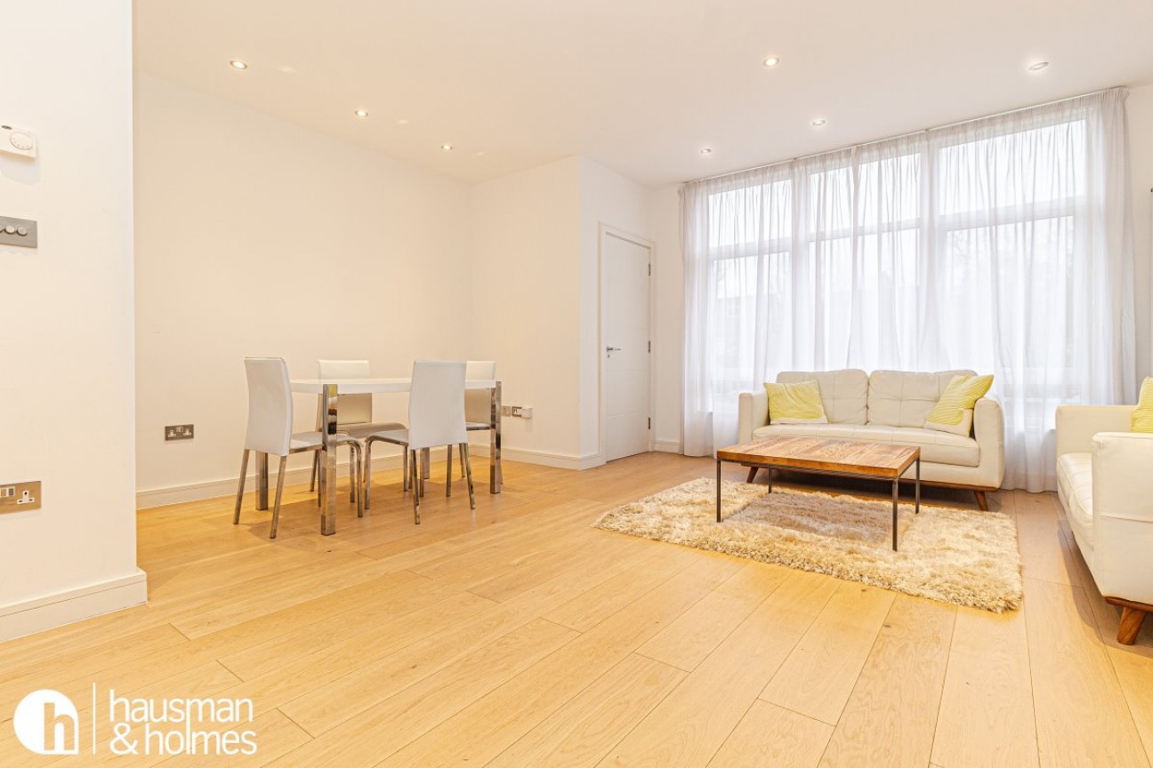 Hendon Way, Golders Green