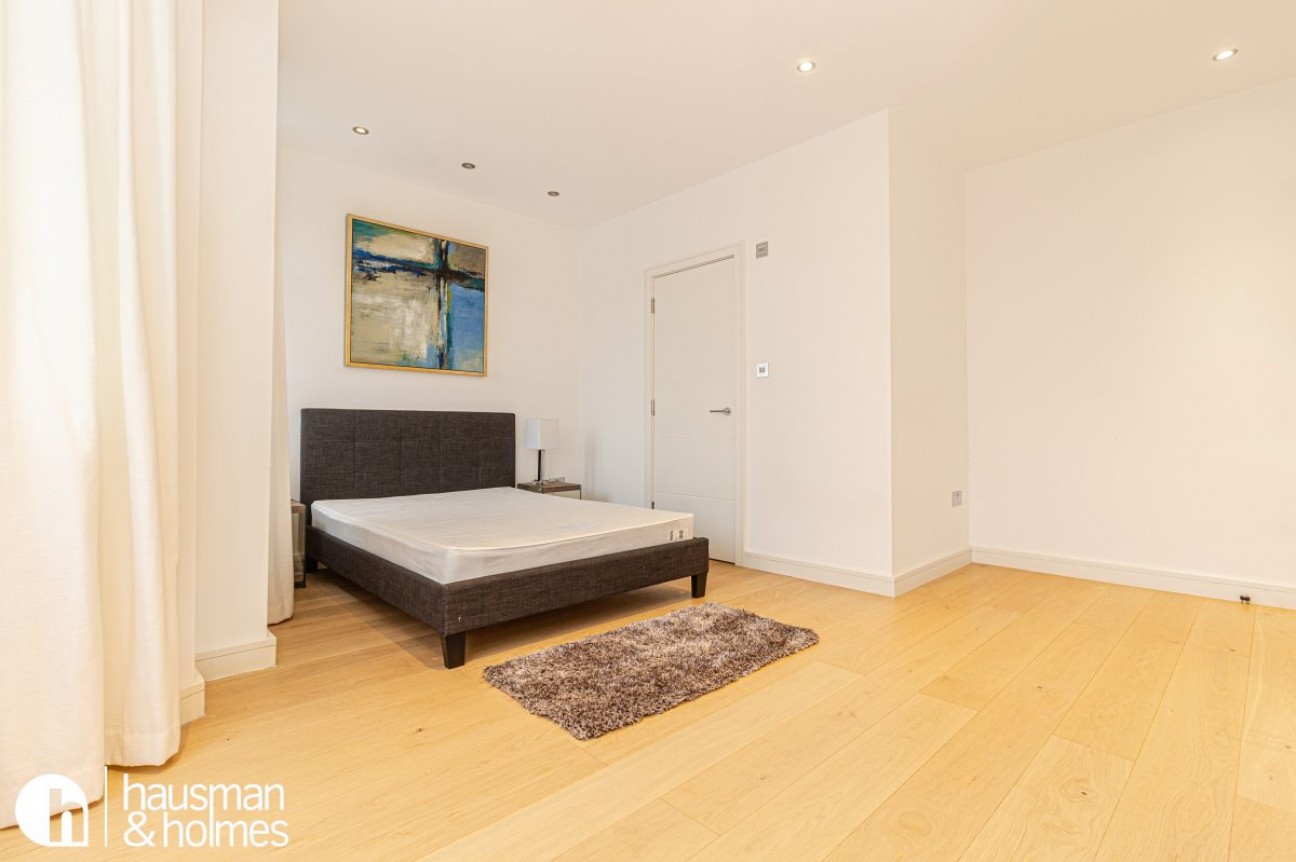 Hendon Way, Golders Green