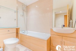 Peaberry Court, Hendon