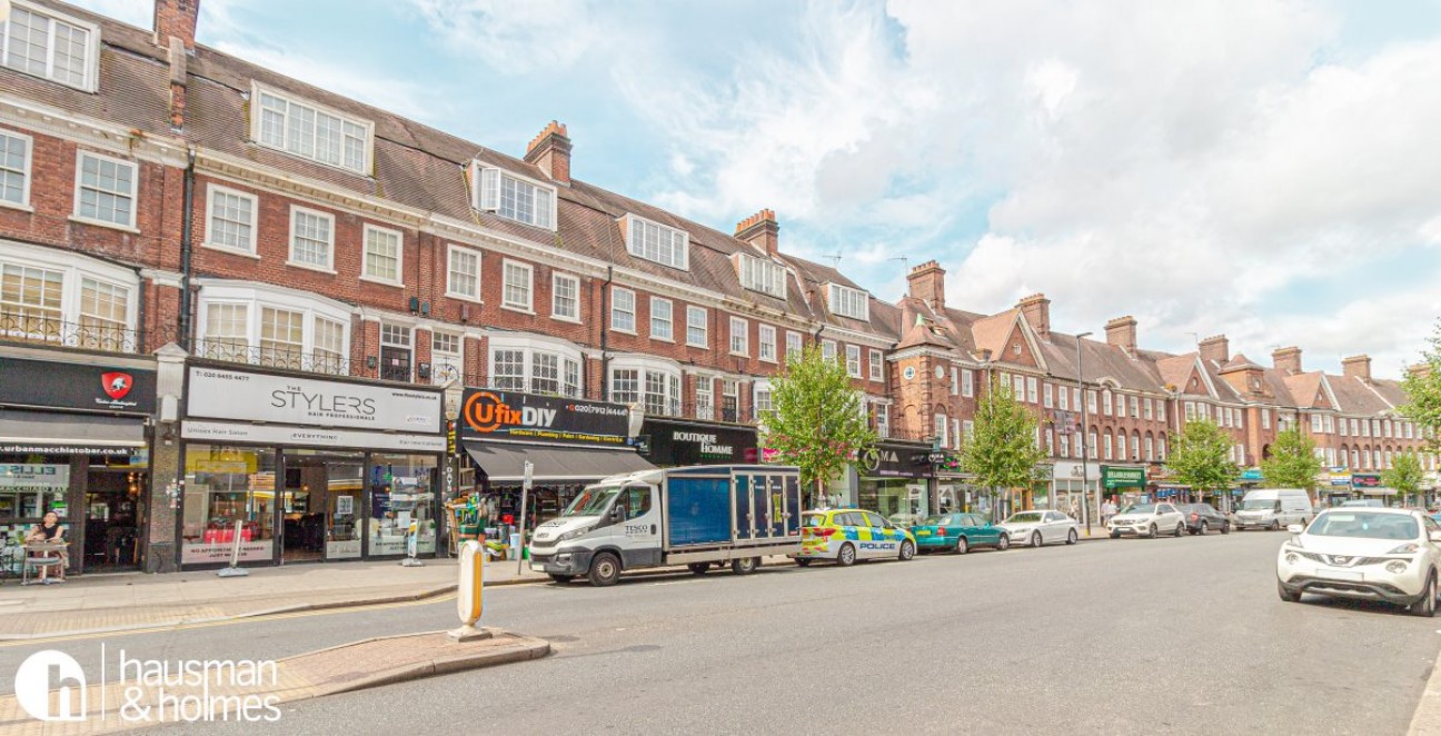 Golders Green Road, Golders Green