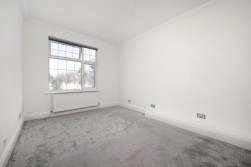 Ballards Lane, Finchley Central