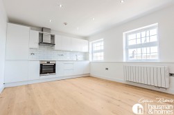 Temple Fortune Mansions, Temple Fortune