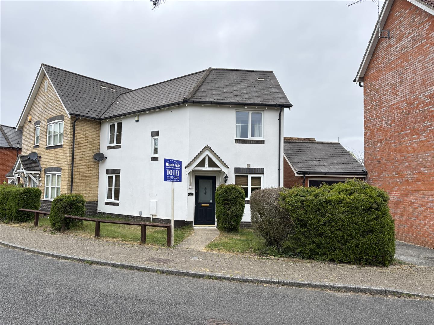 Martinet Green, Ravenswood, Ipswich