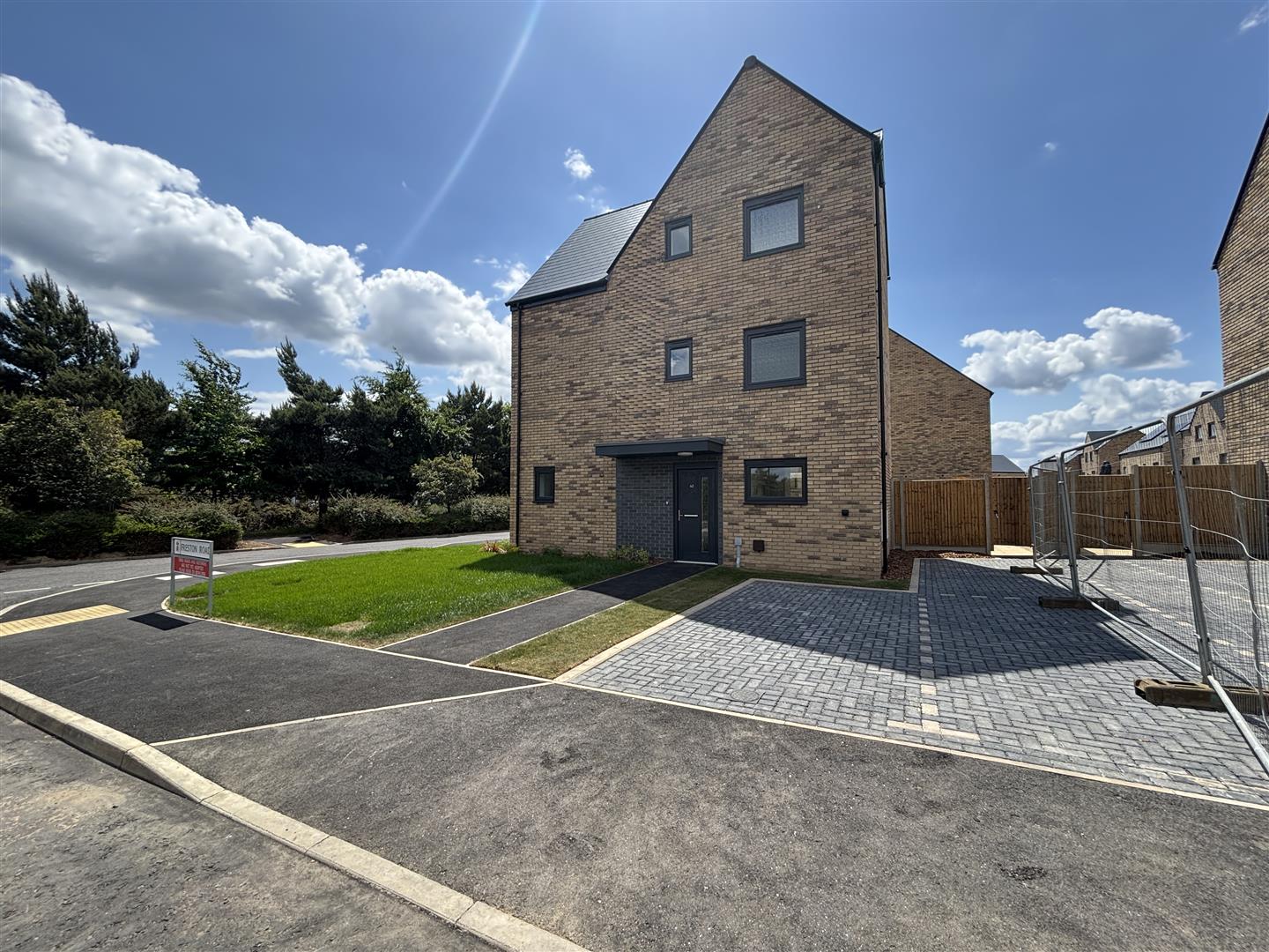 Freston Road, Ravenswood, Ipswich