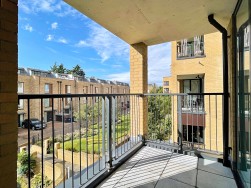 Flat , Vermont House, Quayle Crescent, London