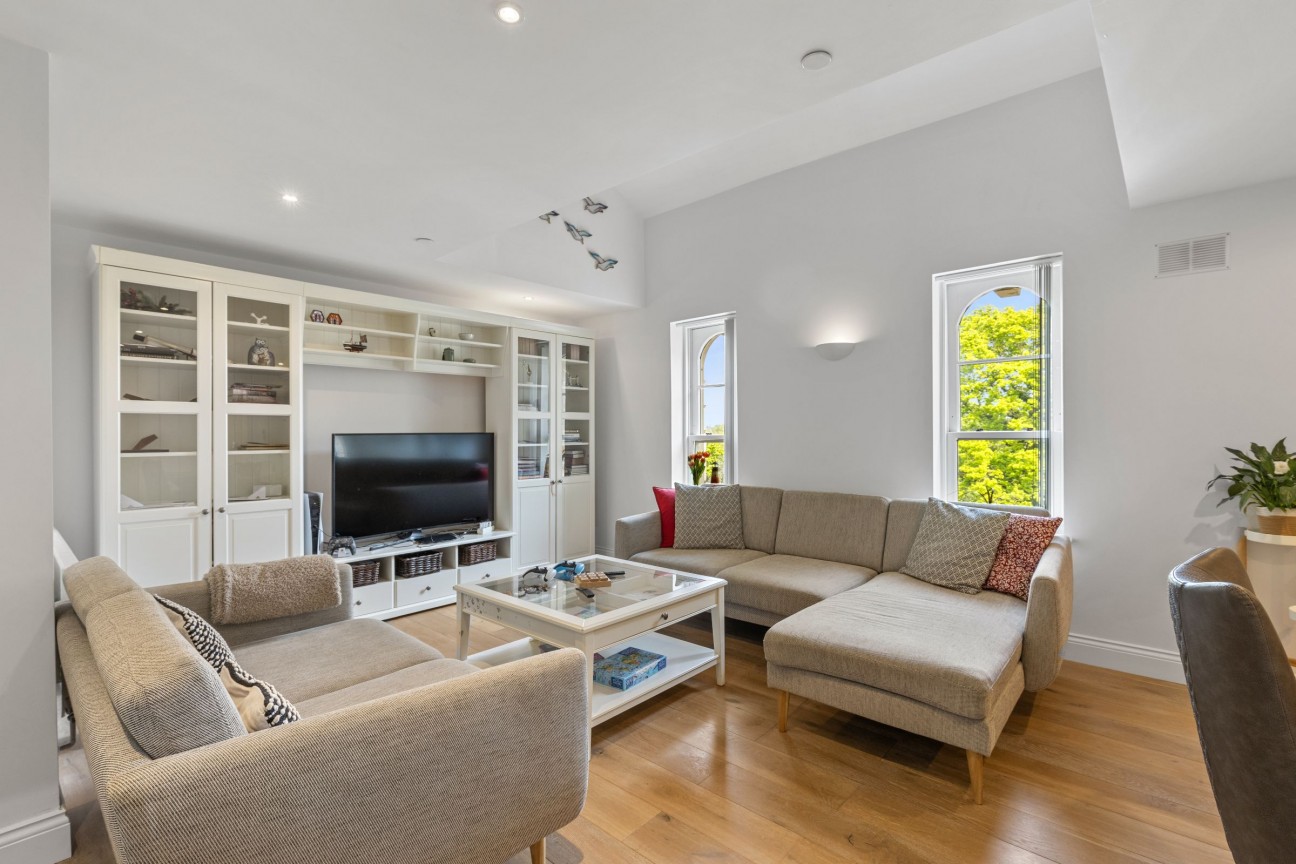 Flat , Princess Park Manor East Wing, Royal Drive, London