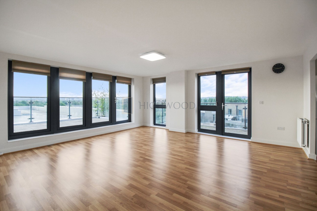 Flat , Plamer Court, Charcot Road, London