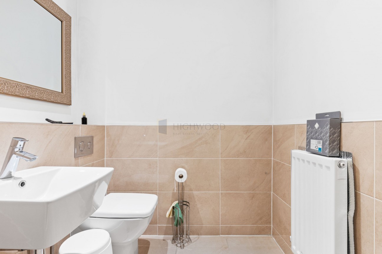 Wilkes Close, London