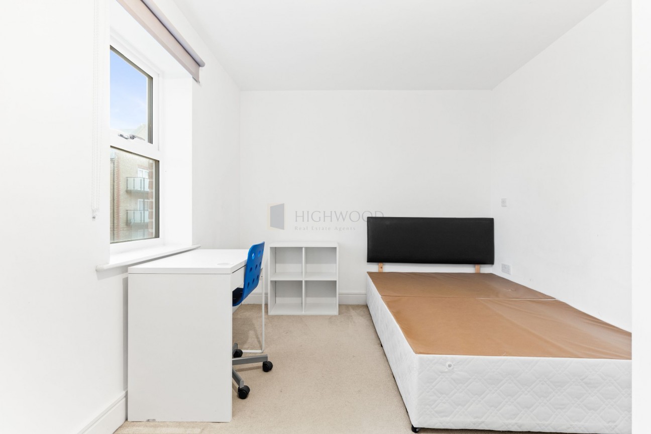 Wilkes Close, London